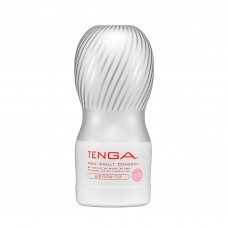 Мастурбатор TENGA Air Flow Cup Gentle с воздушными клапанами, плотным обхватом и мягкой стимуляцией - белый - 15,5 см
